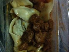 冷馄饨加辣肉-潘国仙耳光馄饨(黄家阙路店)