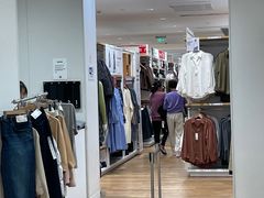 -优衣库(上海虹口龙之梦店)