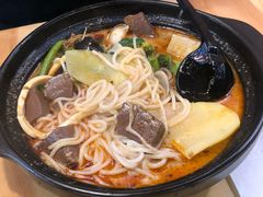 -Hi Joopo Hot Pot 吉阿婆麻辣烫