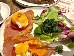 -Common Table · Brunch & Coffee