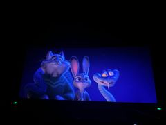 -CGV星星影城(颐堤港ScreenX店)