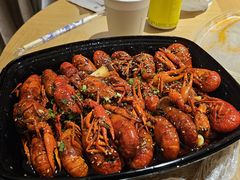 -肥肥虾庄·金牌油焖大虾(东湖欢乐谷店)