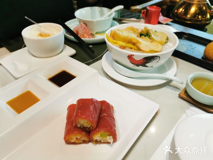 悦满楼·西关名点·湛江名菜(航空综合大厦店)招牌明虾红米肠图片