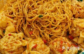 Fresh Shrimp and Crab Roe Wonton Noodles