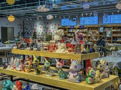 -郑在DIY·潮玩银饰绘画手作(中央大道旗舰店)