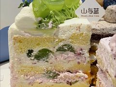 -山与蓝·轻糖鲜果蛋糕(勒泰店)