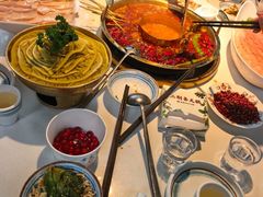 -二荆条·城市森林火锅旗舰店