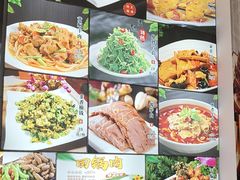 -壹阁胡羊焖饼(特色小吃街店)
