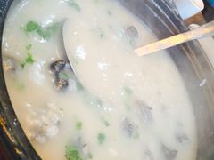 -粥王府 老广传家菜(东关街店)