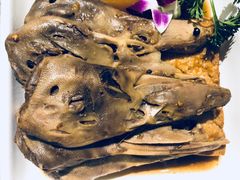 -山城外·非遗酸菜鱼(新都汇融店)