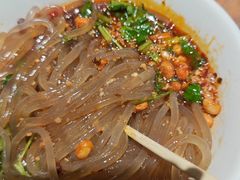 -万记麻辣烫国展总店
