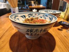 -关中老碗(建工路店)