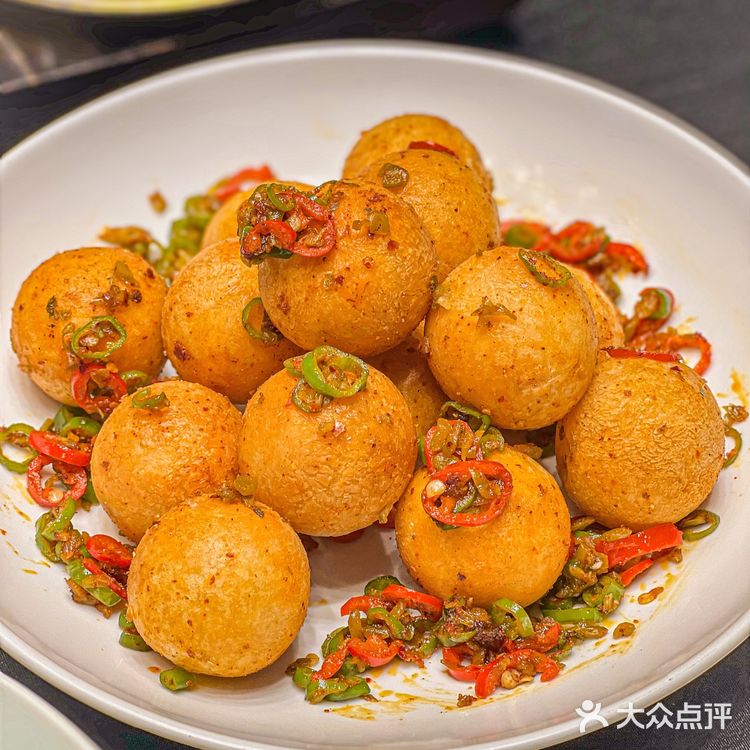 成都这家黑珍珠餐厅💍现淋水煮牛肉香满屋❗️