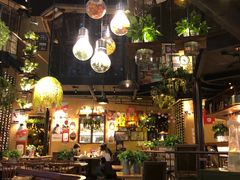 大堂-临界音乐酒馆·小龙虾·江湖菜(华熙LIVE·鱼洞店)