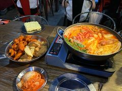 -MI WU FACTORY米屋美食工厂餐厅(绿地店)