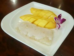 -Dang restaurant (patong phuket)
