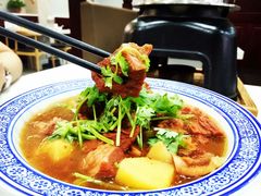 -鲁班小馆(政四街店)