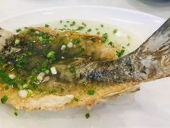 特色葱油飞鱼-岭南海晏楼(滨江东总店)