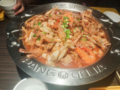 -胖哥俩肉蟹煲(石家庄长安万达店)