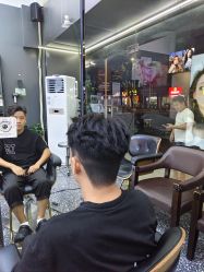 -藤野造型专业烫染接发