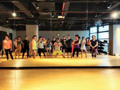-W FITNESS 威尔仕健身·游泳(老西门新苑店)