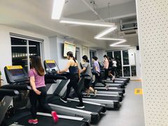 -超鹿运动(五四路恒力城店)