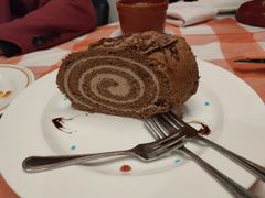 招牌树根蛋糕-莫斯科餐厅