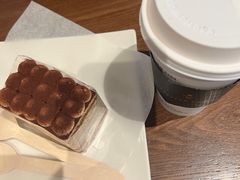 星巴克咖啡提拉米苏蛋糕-星巴克臻选(北京富力家园店)