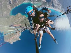 -费特希耶滑翔伞