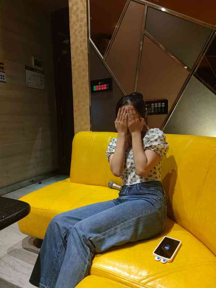 魔方ktv(奥克斯广场店)-"从魔方开张一直在这里,效果还是很好的!环.