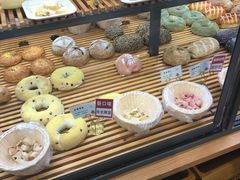 -焙丽拾光(麦凯乐直营店)