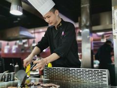 -利昂法式铁板主题餐厅(新奥购物中心店)