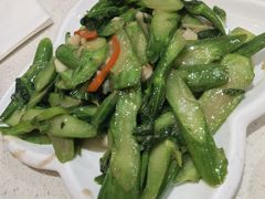 -香港新发烧腊茶餐厅(水围店)