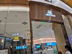 门面-奈雪的茶(青岛卓悦里INTOWN店)