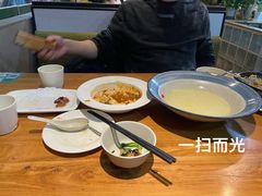 -新澳港式茶餐厅(余姚路店)