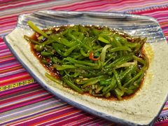 -香巴拉云南餐厅(华莱坞店)