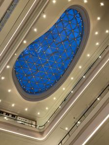 听说金狮广场很久了据说是崂山区的又一个高端shoppingmall这次终于有