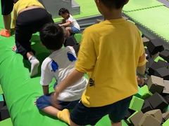 -C7城市运动空间·蹦床·健身·团建