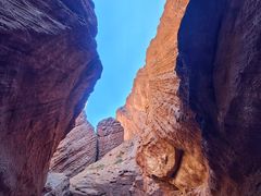 -天山神秘大峡谷