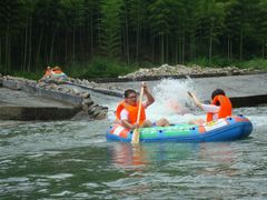 -仙山谷激浪漂流