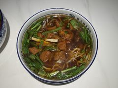 -镇南锅盖面馆(解放路店)