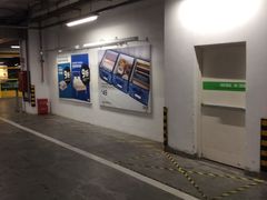 -宜家家居（上海徐汇商场店）-停车场