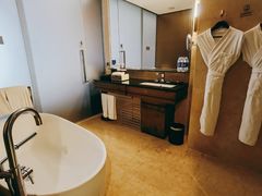 -广州天河希尔顿酒店