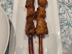 戈壁滩红柳烤肉-巴扎美食·新疆菜·西域歌舞表演餐厅(新疆大厦店)
