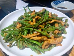 豆角丝炒肉-娄三少春饼·烤鸭(合生汇购物中心店)