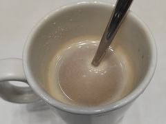 -杭州中沃沃尔沃4S店(滨江区店)