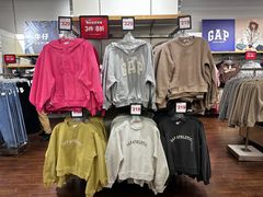 -GAP(王府井奥莱·香江小镇店)