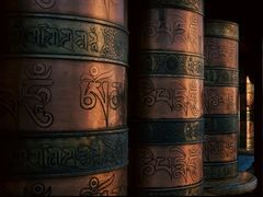 -护国法轮寺