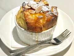 -La-Serene Café