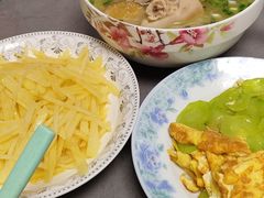 -鲸育宝宝月嫂(徐汇店)